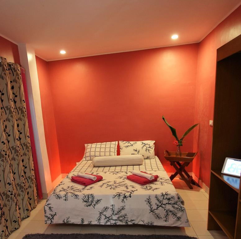 Blue Bamboo Hotel Balabag  Zimmer foto