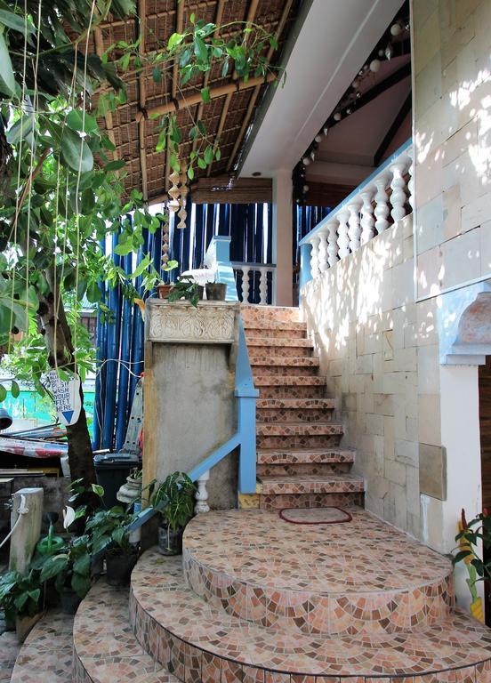 Blue Bamboo Hotel Balabag  Exterior foto